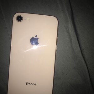 iPhone 8